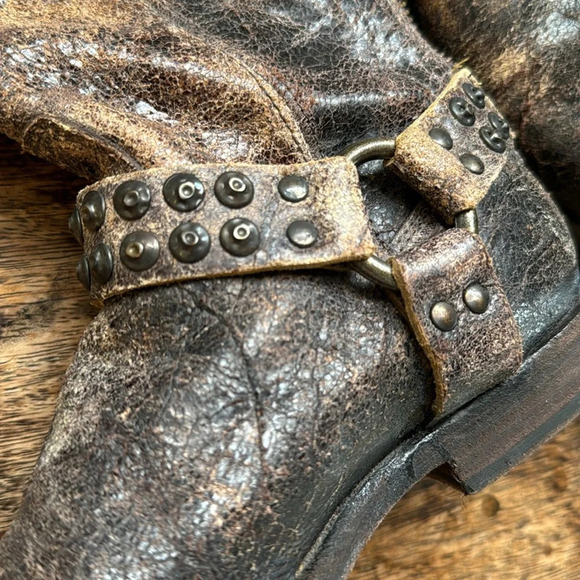 Frye signature studded harness rustic brown leather boots size 6 - Picture 13 of 16